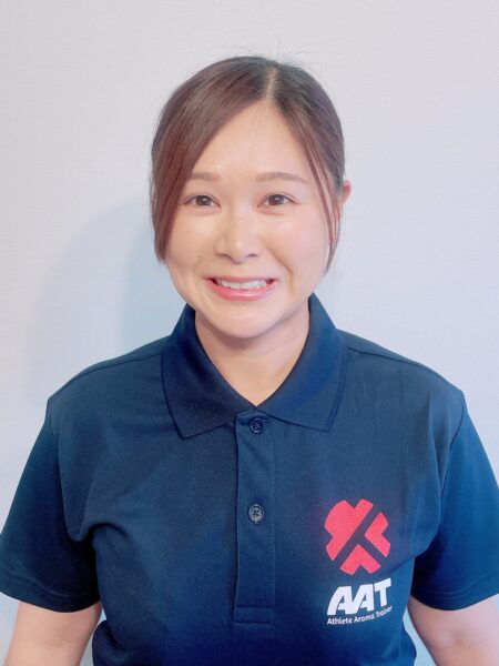 川田　綾乃