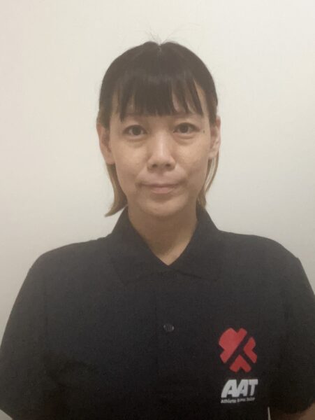 高山　温子